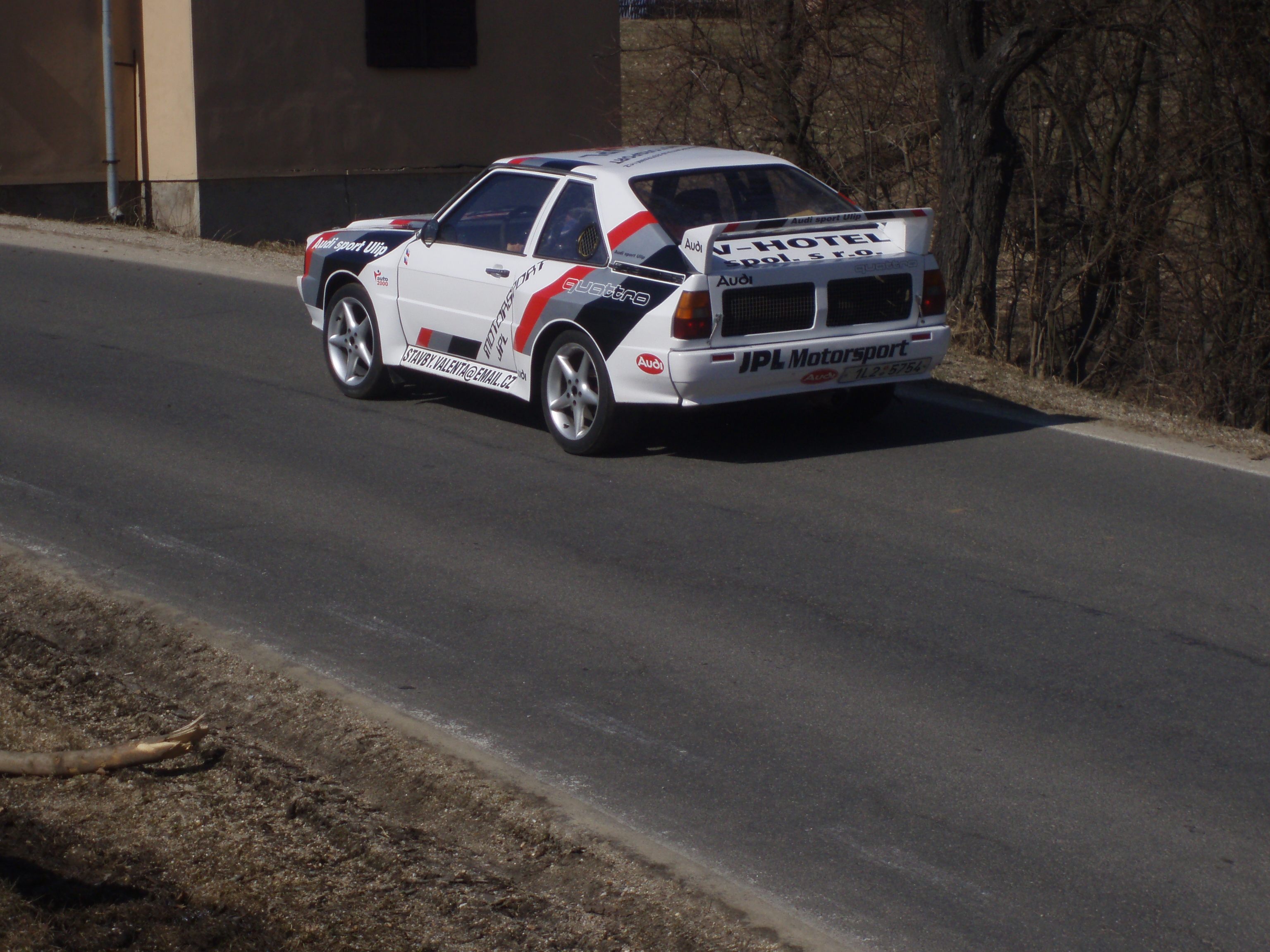 audi 003